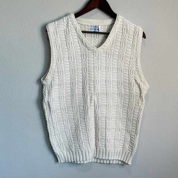 Northeast Knitting Mills Cream Cotton Vintage Sweater Vest Made In USA Size M - Picture 1 of 4